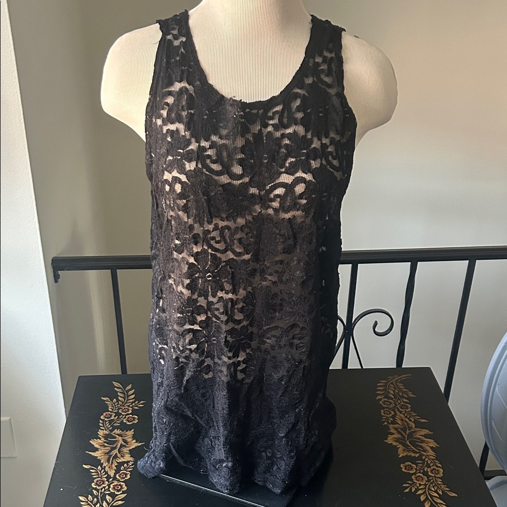 Vintage lace Solange top goth vibes 🦇
